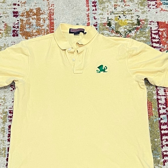 Vineyard Vines Fighting Irish Yellow Golf Tennis Sports Summer Shirt - Picture 2 of 6